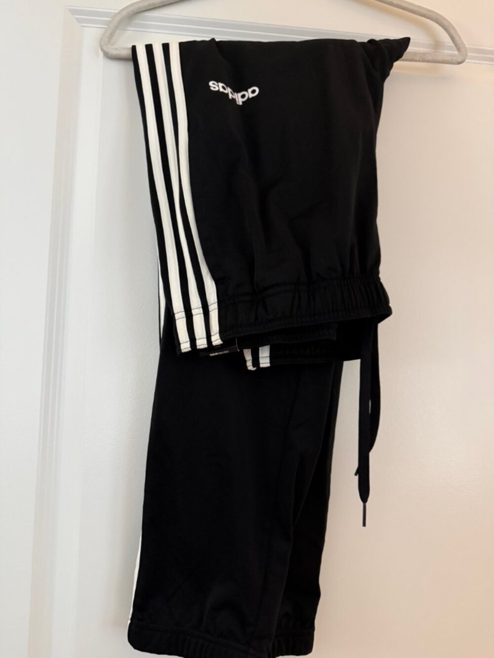 ADIDAS TRACK SUIT - LARGE,UNISEX - BLACK WITH WHITE STRIPES - Picture 2 of 3